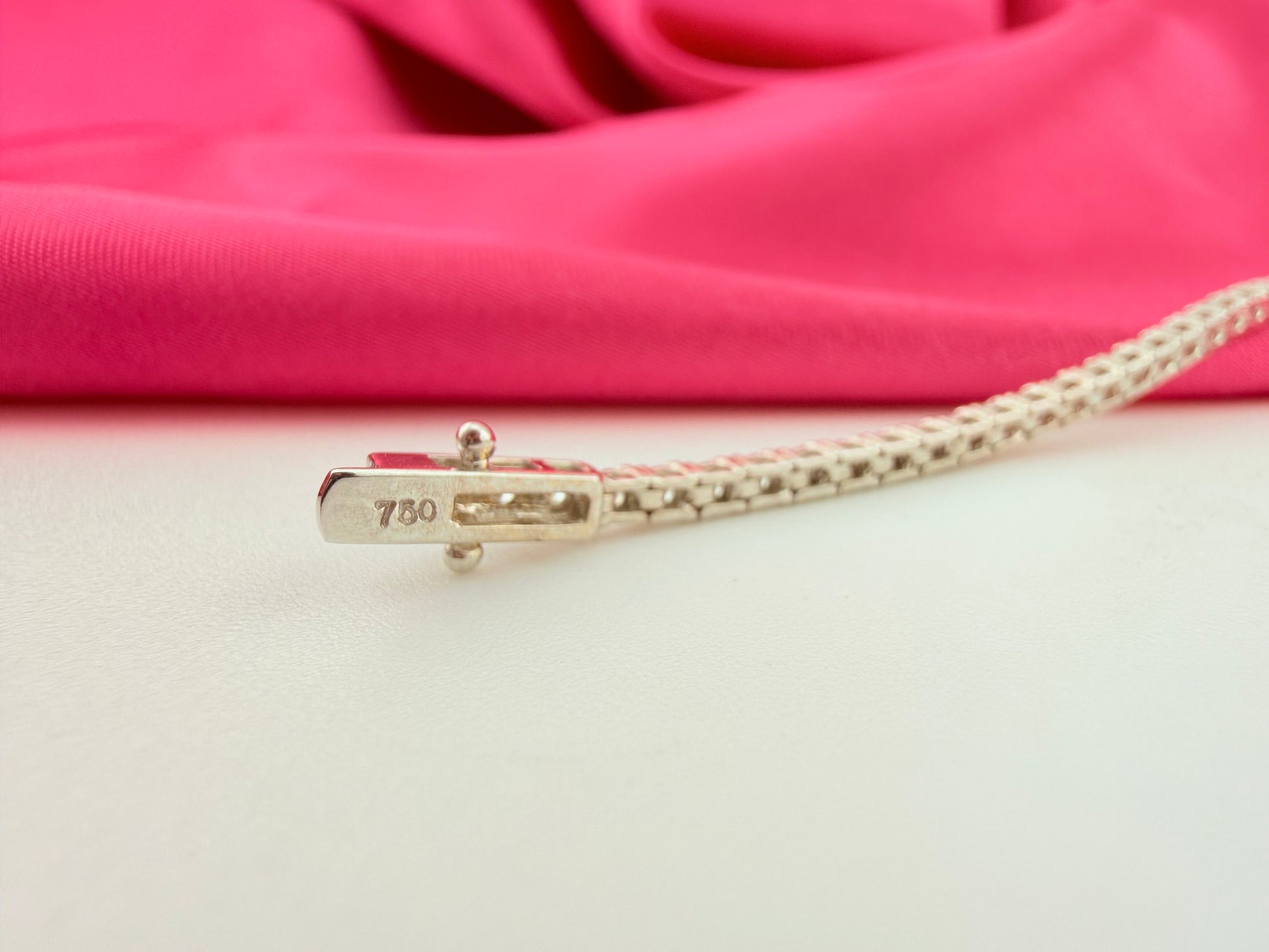 2.01 Carat Total Weight NATURAL Diamond Tennis Bracelet 18k White Gold 3 prong #382