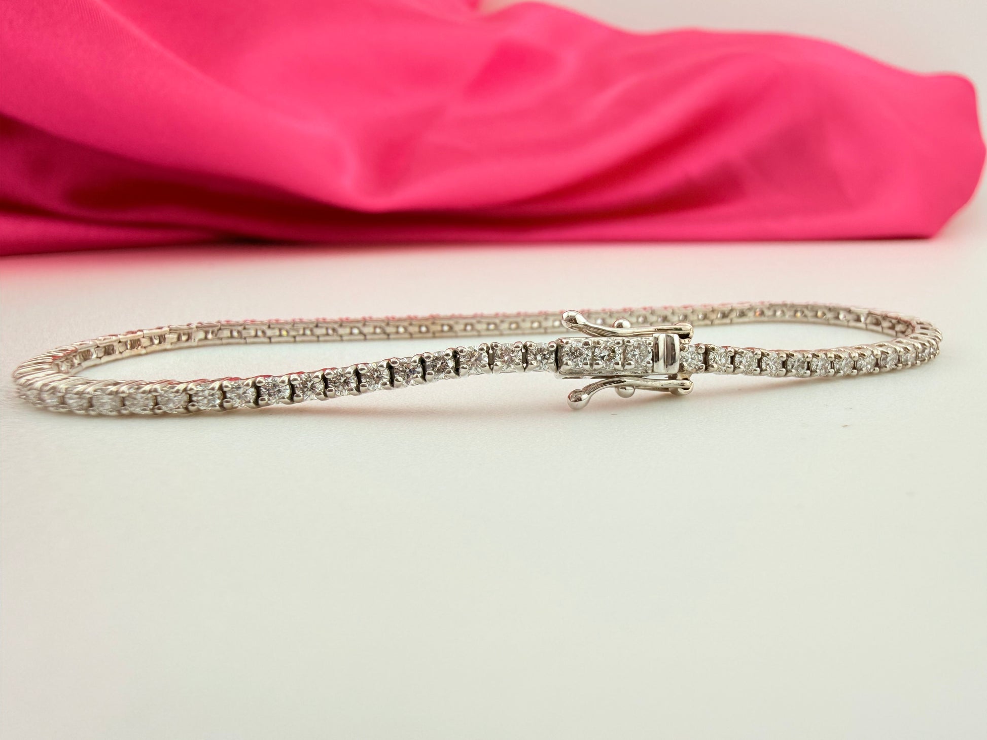 2.01 Carat Total Weight NATURAL Diamond Tennis Bracelet 18k White Gold 3 prong #382