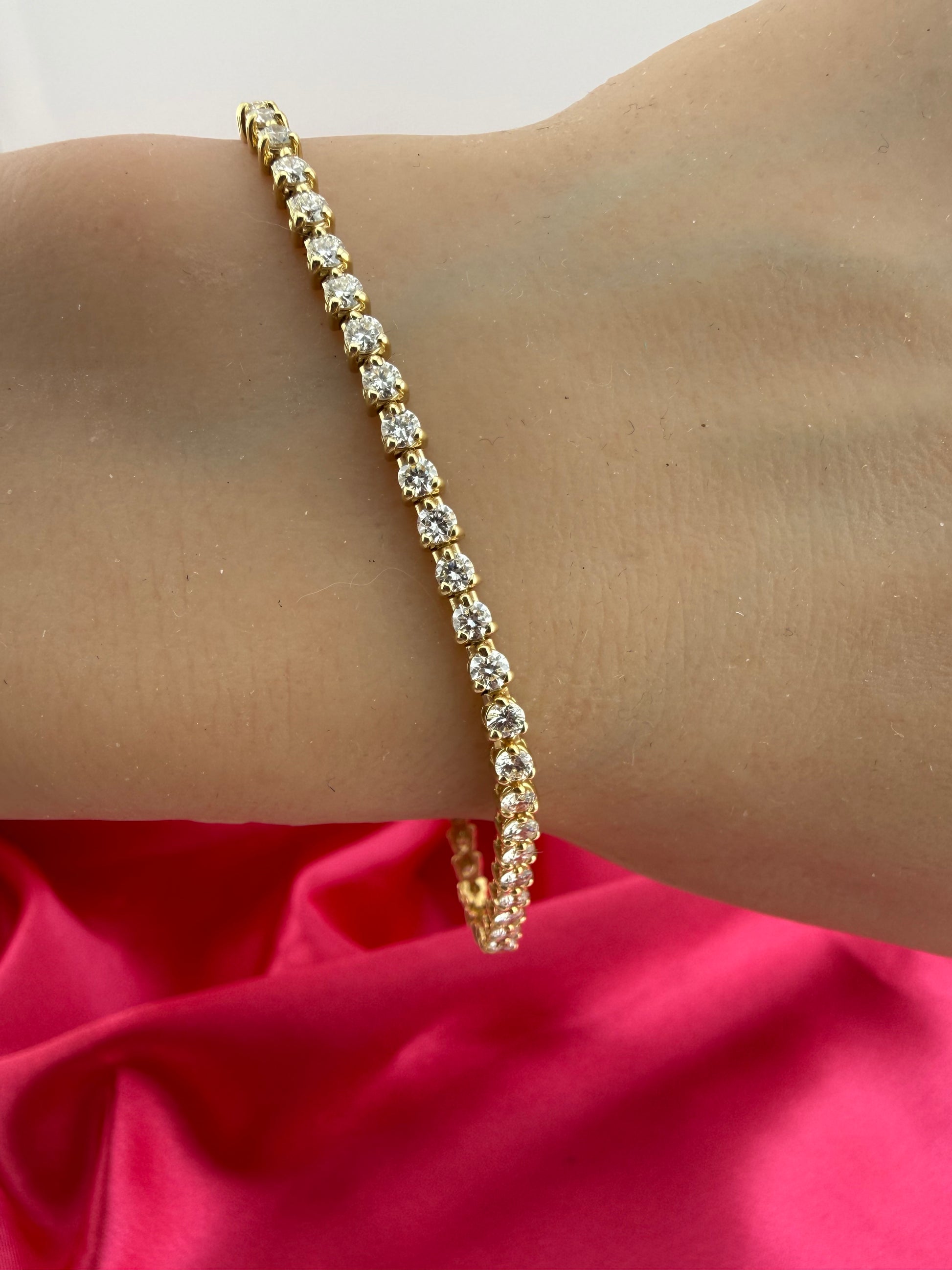 3.01 Carat Total Weight NATURAL DIAMOND Tennis Bracelet 14k Yellow Gold 3 prong CK#467