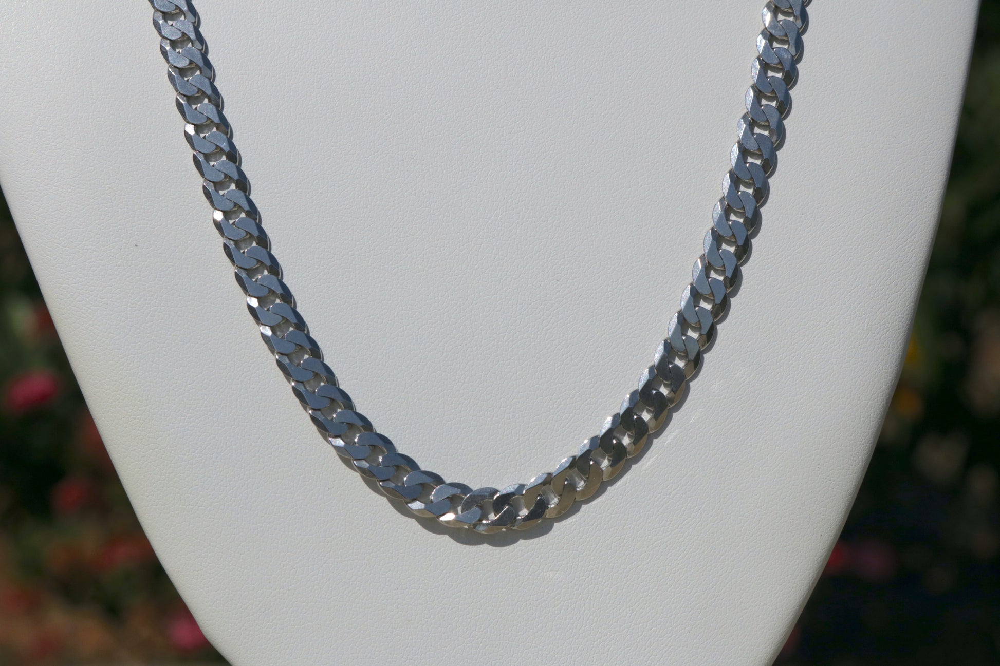 Flat Curb Silver Chain 22inch 26.6 grams 6.47mm